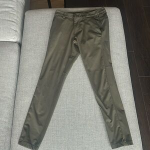 Lululemon Commission Skinny size 28